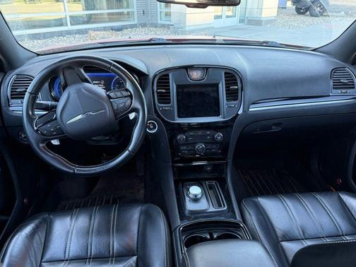 2017 Chrysler 300 S