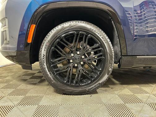 Fathom Blue Pearlcoat 2026 Jeep Grand Wagoneer L LIMITED RESERVE