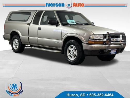 2003 Chevrolet S-10 LS