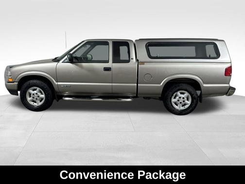2003 Chevrolet S-10 LS