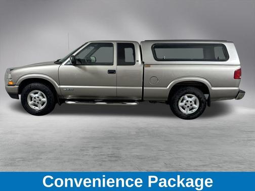 2003 Chevrolet S-10 LS