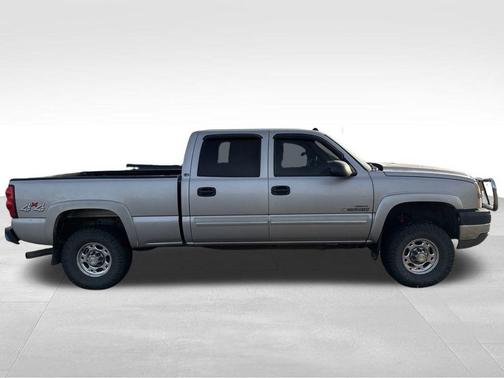 2005 Chevrolet Silverado 2500 LS H/D Crew Cab