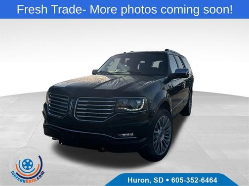 2017 Lincoln Navigator Select