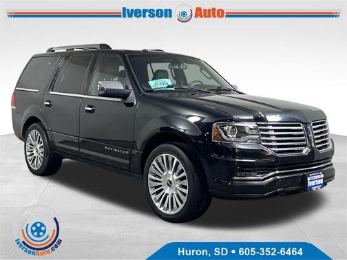 2017 Lincoln Navigator Select