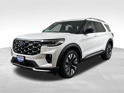 Star White 2026 Ford Explorer Platinum