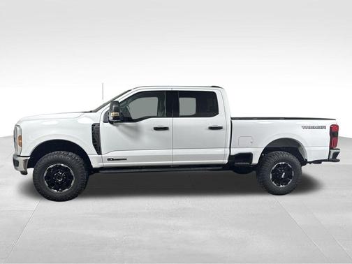 Oxford White 2026 Ford F-350 XLT
