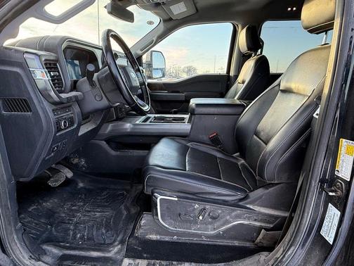 2023 Ford F-350 Lariat Super Duty