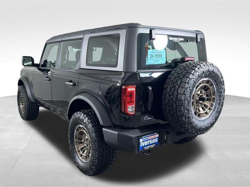 2025 Ford Bronco Base