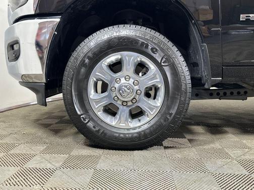 Diamond Black 2026 RAM 2500 Big Horn