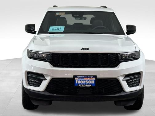 2025 Jeep Grand Cherokee Laredo X