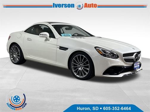 2017 Mercedes-Benz SLC 300 Base