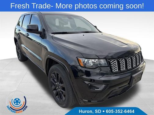 Diamond Black 2022 Jeep Grand Cherokee WK Laredo