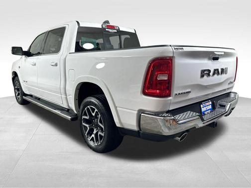 Bright White Clearcoat 2026 RAM 1500 Laramie