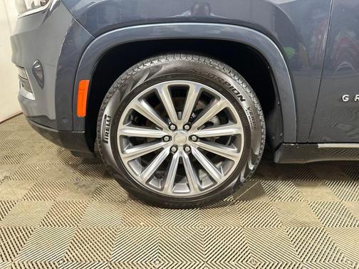 2023 Jeep Grand Wagoneer Series II