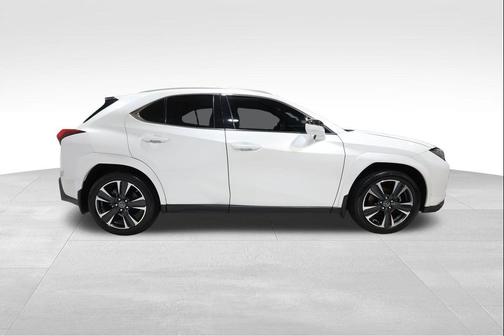 2022 Lexus UX 200 Base