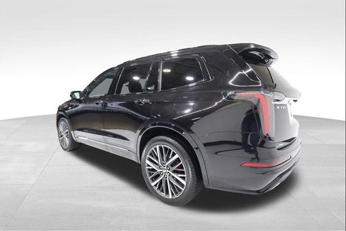 2025 Cadillac XT6 Sport AWD