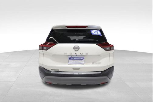Pearl White Tricoat 2023 Nissan Rogue SV