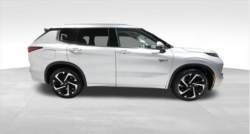 2023 Mitsubishi Outlander PHEV SEL