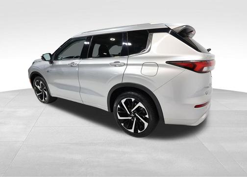 2023 Mitsubishi Outlander PHEV SEL