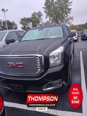 2017 GMC Yukon XL Denali