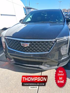 2025 Cadillac XT4 Premium Luxury