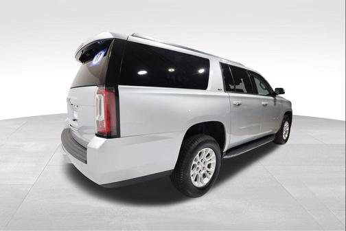 2017 GMC Yukon XL SLT
