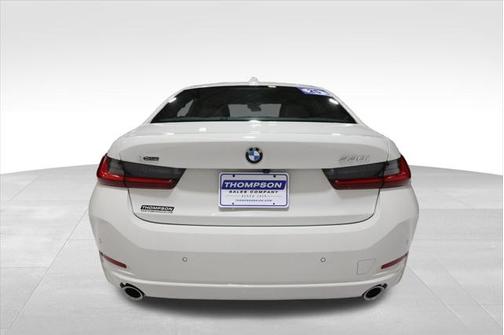 2025 BMW 330 i xDrive