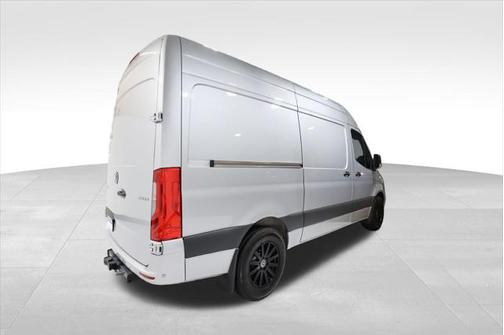 2023 Mercedes-Benz Sprinter 2500 Standard Roof