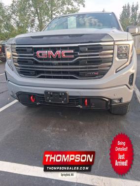 2025 GMC Sierra 1500 AT4