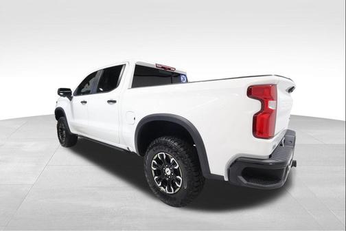 Summit White 2024 Chevrolet Silverado 1500 ZR2