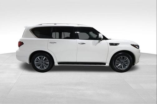 Moonstone White 2024 INFINITI QX80 Luxe