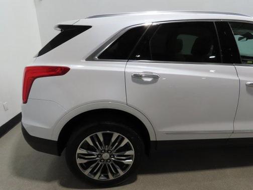 2017 Cadillac XT5 Premium Luxury