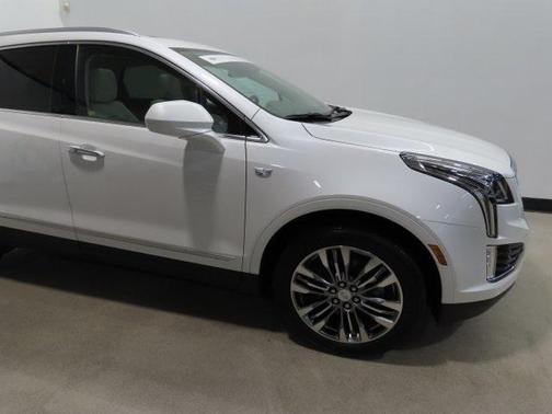 2017 Cadillac XT5 Premium Luxury