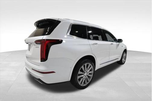 2025 Cadillac XT6 Premium Luxury AWD