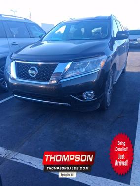 2016 Nissan Pathfinder SV