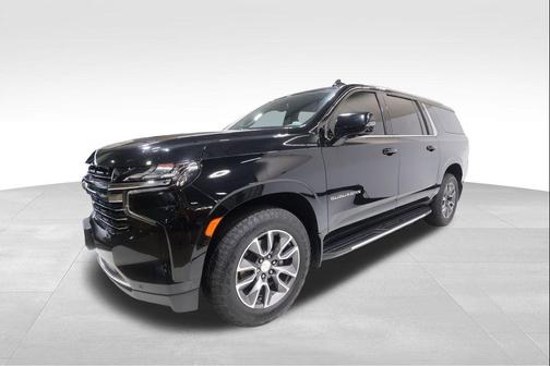 Black 2022 Chevrolet Suburban LT
