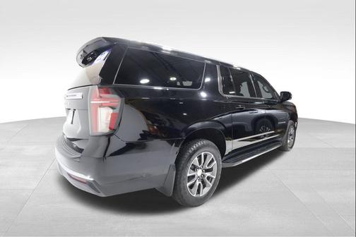 Black 2022 Chevrolet Suburban LT