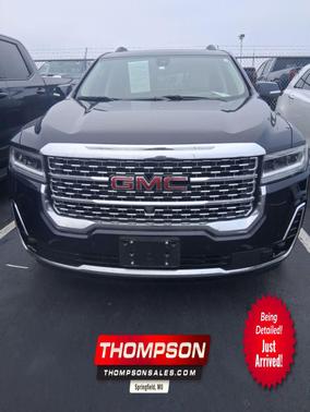 2022 GMC Acadia Denali