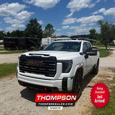 Summit White 2025 GMC Sierra 2500 AT4