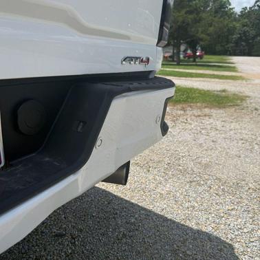 Summit White 2025 GMC Sierra 2500 AT4