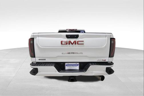 Summit White 2025 GMC Sierra 2500 AT4