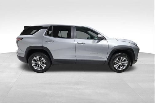 Sterling Gray Metallic 2026 Chevrolet Equinox 1LT