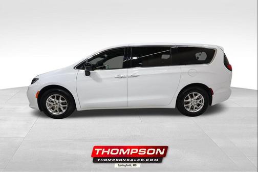 2025 Chrysler Pacifica L