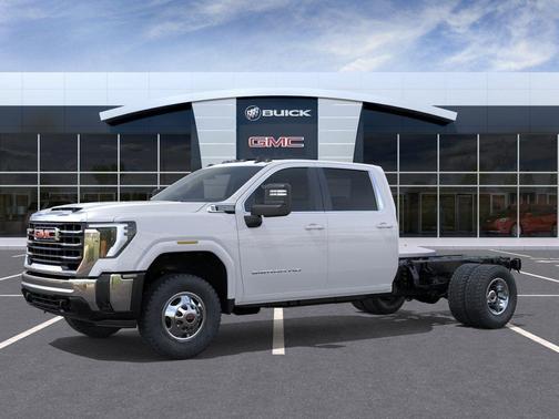 Summit White 2026 GMC Sierra 3500 SLE