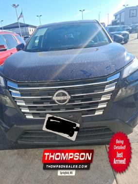 2025 Nissan Rogue SV