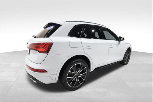 Glacier White 2022 Audi SQ5 3.0T Premium Plus
