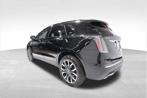 2025 Cadillac XT5 Sport