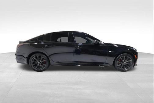 2022 Cadillac CT5 Sport