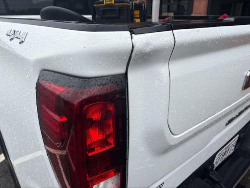 Summit White 2022 GMC Sierra 1500 Pro