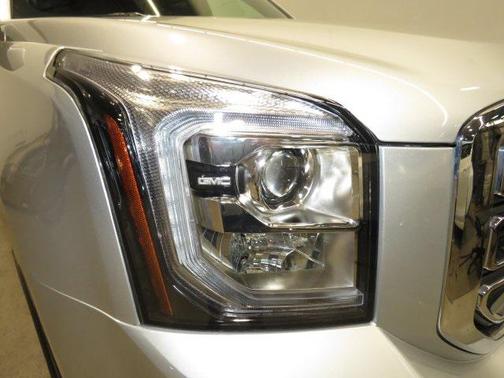 2018 GMC Yukon SLT Standard Edition